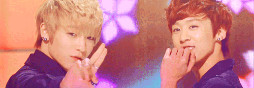gyuteas-blog:  120127 music bank; wink - stay in shanghai feat. chunji &amp;