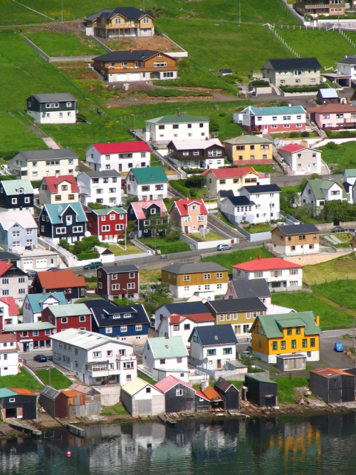 travelingcolors: Vagur on Suduroy, Faroe Islands