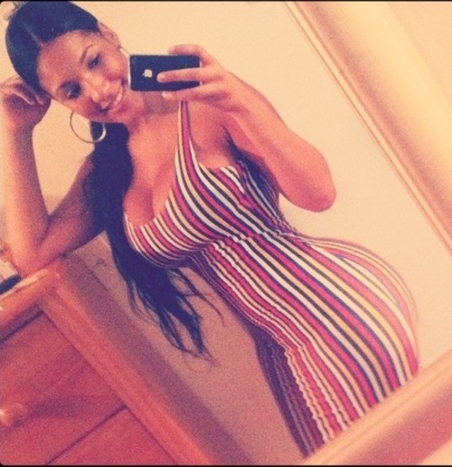 badbroads:  http://badbroads.tumblr.com/ TJ’s *****Saturday Shorties****