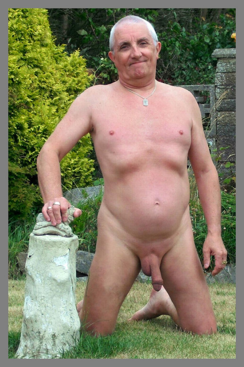 http://senioretgay2.tumblr.com/post/16642720508