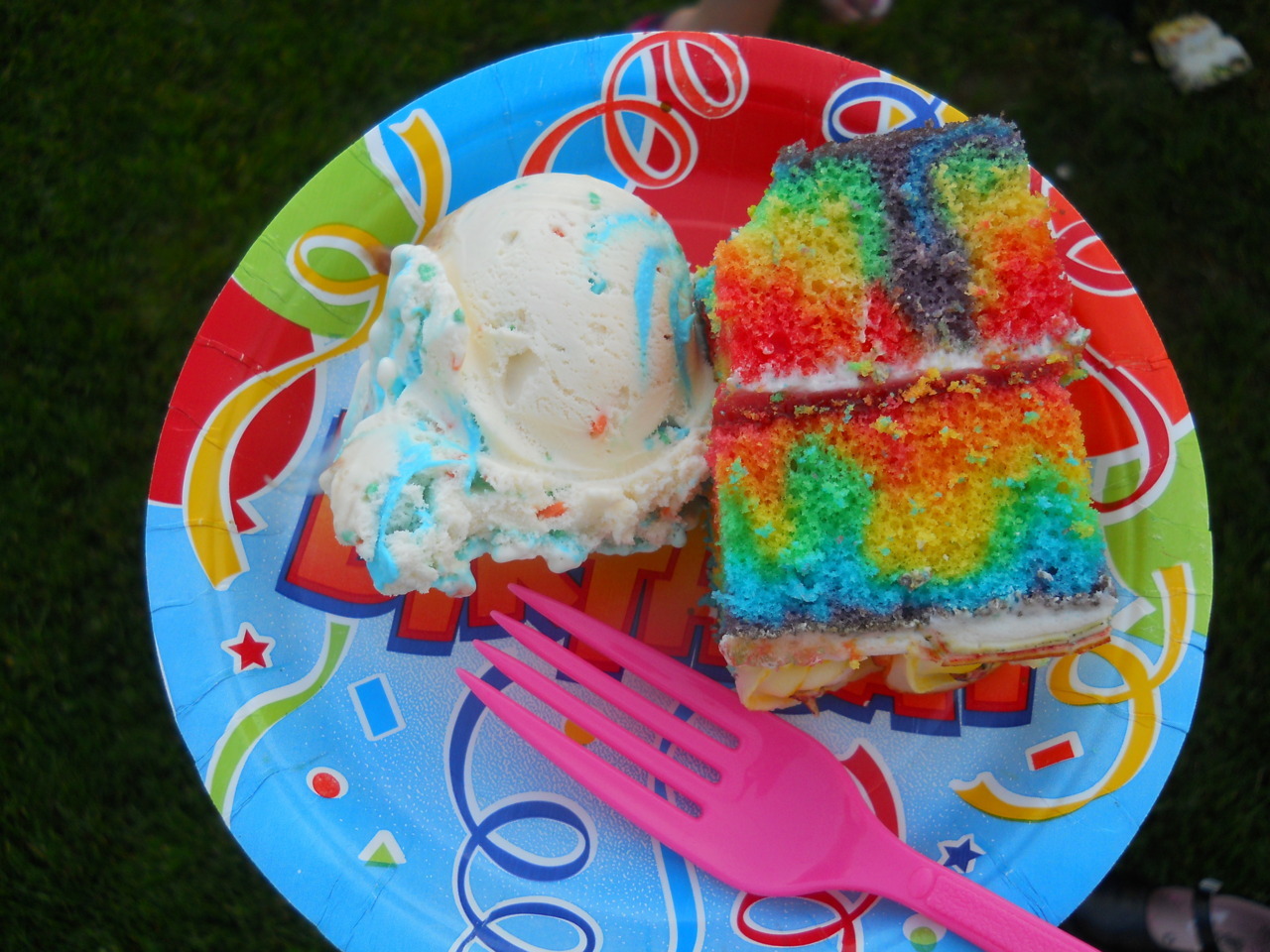 aka-cute:  COLORFUL QUALITY!