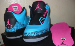 fullofawesome:  South Beach Custom 3’s 