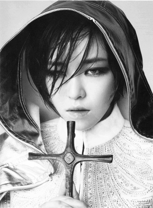 Son Ga-in in Dazed & Confused Korea 2011
