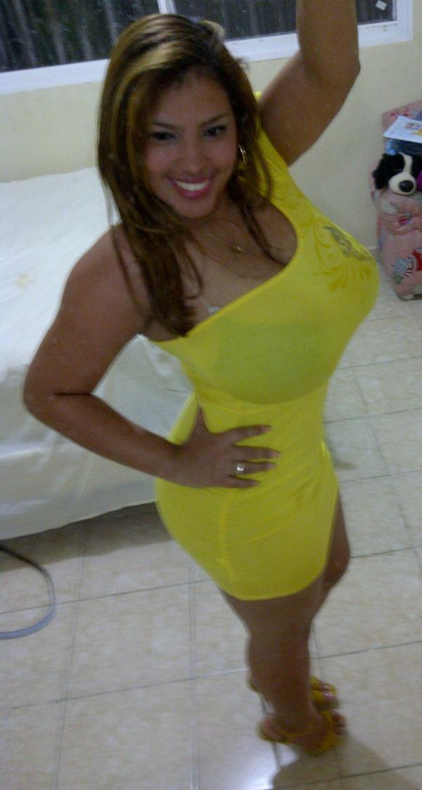 bunzzzman:  Mizz Issy aka Dominican Poison @MizzIssy