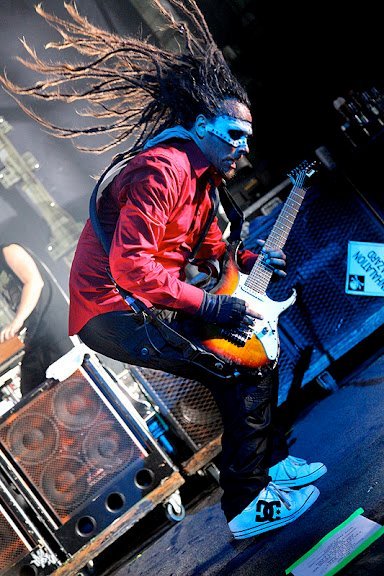 Porn Pics  KoЯn  1 of my favt guitarists from 1 of