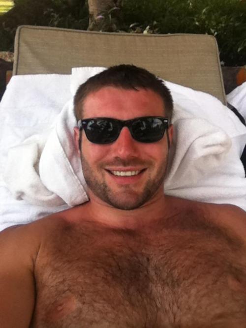 furryhotties:  oh Benjamin…  