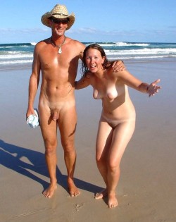 nudistlifestyle:  Nudist couple walking on