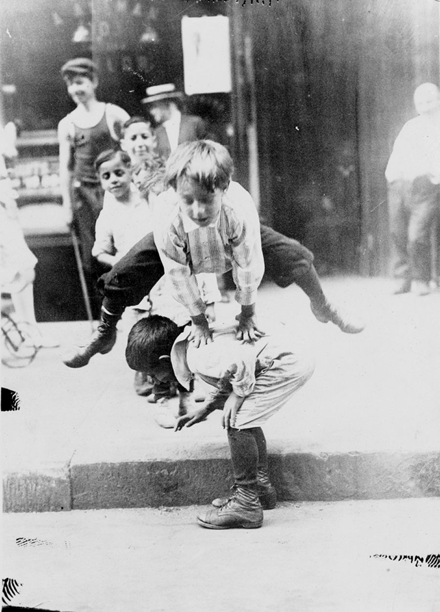 On a play street, New York, 1900s
Authentic History
Thanks to firsttimeuser