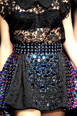 fashion-is-my-heaven:  I wish I could affort this outfit :( 