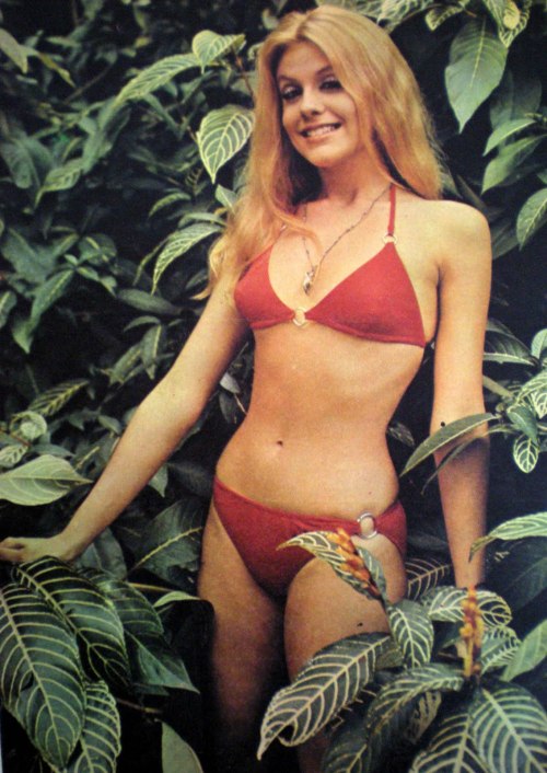 vintage-beautiful:DJENANE MACHADO - 1971