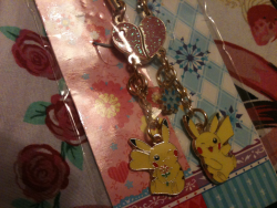 pink-babydoll:  Eeee yay they arrived! I can’t wait to see ash OTL I’m such a dork..