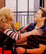 smile-and-happines:  anw, que lindo :)
