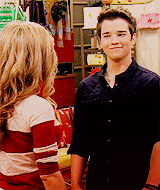 smile-and-happines:  anw, que lindo :)