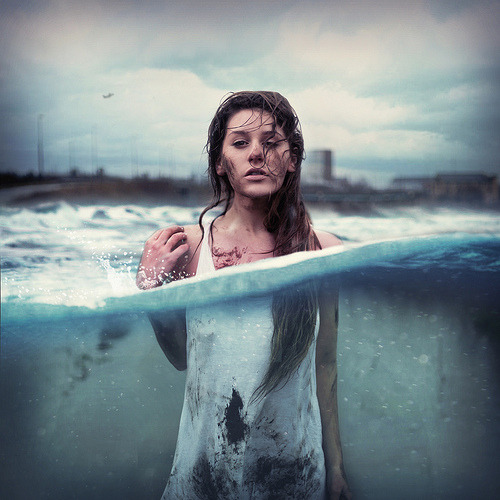 feeltheeyes:   That Sinking Feeling (by rosiehardy)  -