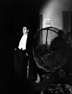 vintagegal:  Bela Lugosi on the set of Dracula (1931)   Och, Bela~!