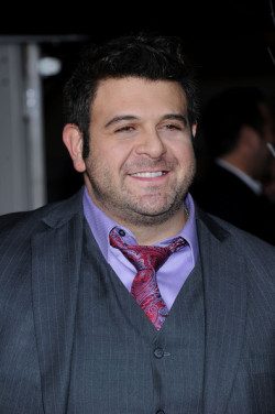 osodevitruvio:  Adam Richman