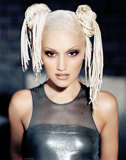 nyc-the-birth-of-hip-hop:  My baby!  Gwen is smoking hot