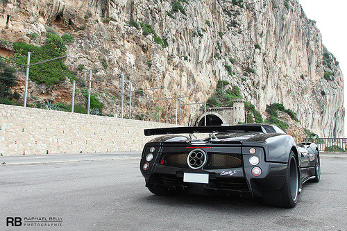 carpr0n: Free climber Starring: Pagani Zonda F (by Raphaël Belly)