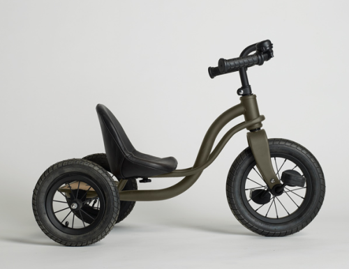 bicyclestore:  The James Perse Tricycle is a 1970’s inspired design. Custom made with an extra low p