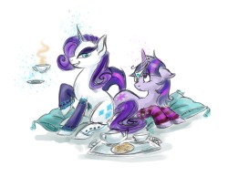 foxinshadow:  raenyras:  ¨Twilight, darling, I know we had fun last night, but put my panties down and have a biscuit, will you?¨I honestly don’t know what made me do this, but I do like the idea of dandy Rarity and bohemian Twilight…I blame a certain