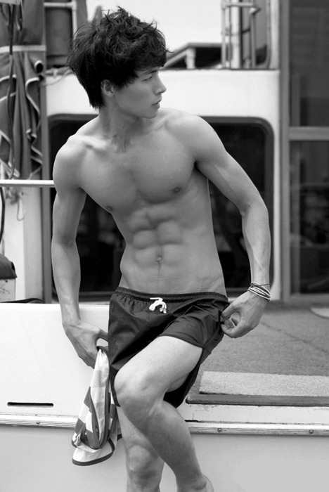 XXX boyperfections:  abs  photo