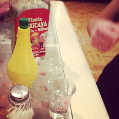 when you dont have fresh lemons, use lemonjuice! #tequilla (Taken with instagram)
