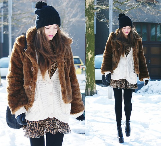 Snow leopard outfit inspiration from Lookbook. Get a similar look with this coat from Forever 21, this cardigan from ASOS, and this leopard dress fromASOS. Add your basic black tights and your favorite knit cap, and you’ve got the look!