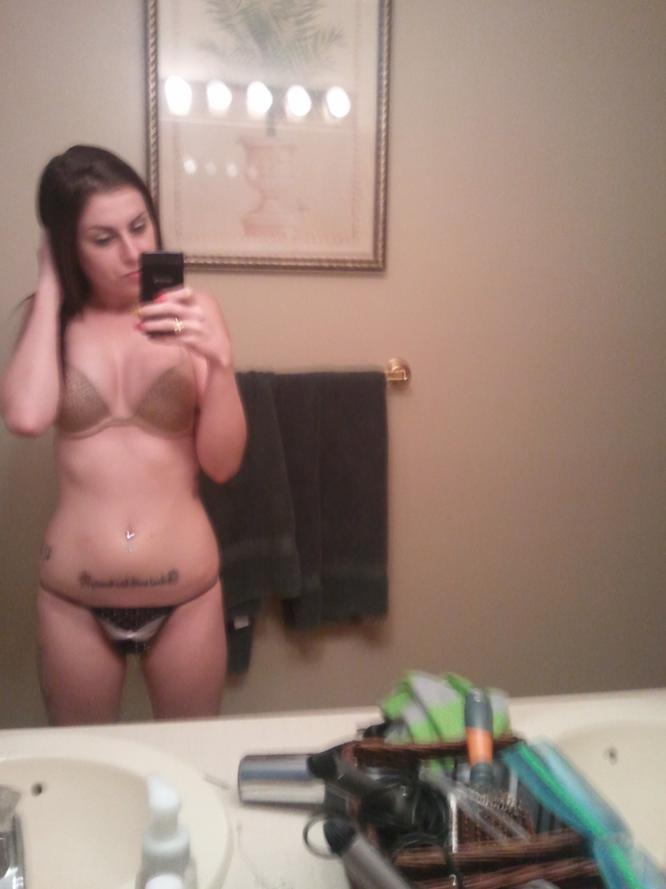 thegirlcrushing:  http://icontroly0u.tumblr.com/ 