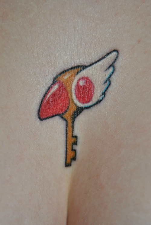 fuckyeahtattoos:This is my Key of Clow from the anime Cardcaptor Sakura. I decided to get this tatto