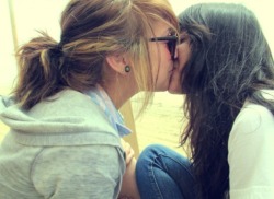 lipsticklesbians.tumblr.com post 17056837958