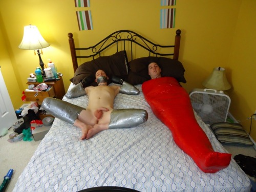 https://lovetapebondage.tumblr.com/post/131823531316