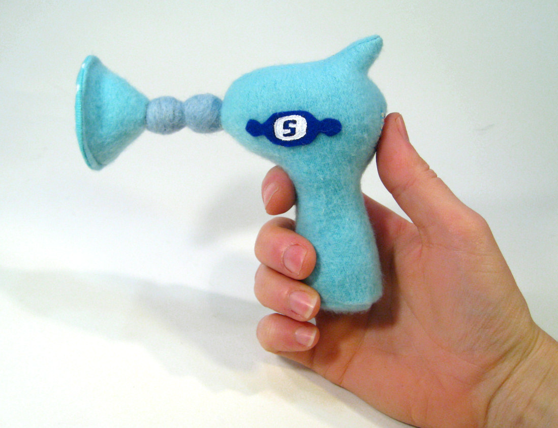 lithefider:  My 4 finnished plush pieces for the OhNo!Doom gallery’s Button Mashers