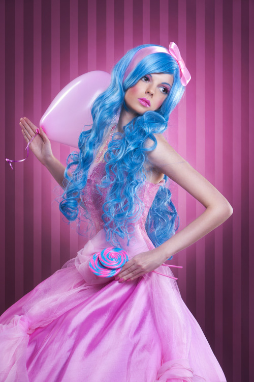 pinkified-world-of-lorelai:WowWhat a great set celebrating pink