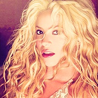 yosoyrabiosa:   Happy 35th birthday Shakira MY QUEEN!!!!! 