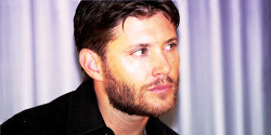 wehunt:  Rising Con Spain 2010 -  “Jensen pondering the question of whether he’s as brave as Dean, then giving a surprisingly serious answer: ‘I used to not be sure if I was a fight or flight type of guy. But then when I was about 14 our neighbor’s