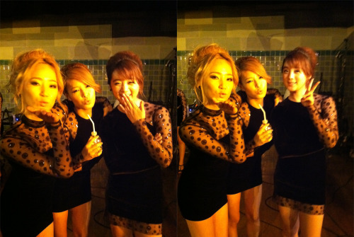 quebradiza:  wgworld  WonderGirls Kiss kiss!! ‘The Wonder Girls’ on TeenNick! Tomorrow F