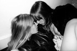 lipsticklesbians.tumblr.com post 16972370881