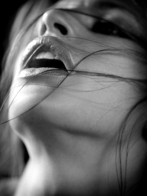 Sanne loves erotica