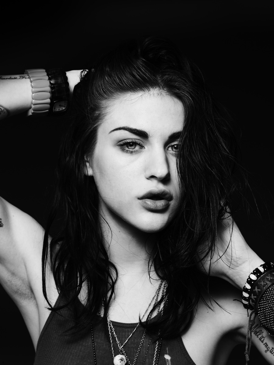 suicideblonde:  Francis Bean Cobain photographed by Hedi Slimane 