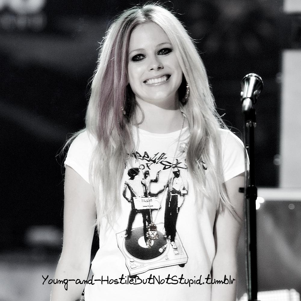 Avril News Brazil