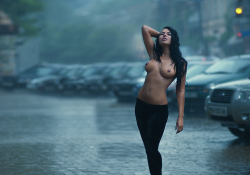  topless in the rain :) i can feel the raindrops