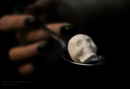 gothiccharmschool:  I have skull sugar cubes at home, and save them for special occasions. (Meaning, if I’m having a REALLY bad day, and need extra whimsy in my coffee.) I purchased mine from Dem Bones on Etsy.   Interesting. I’m not into coffee,