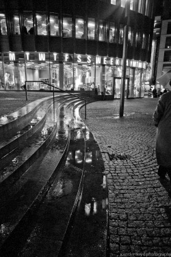 real-odd-shutter:  Wet Berlin 