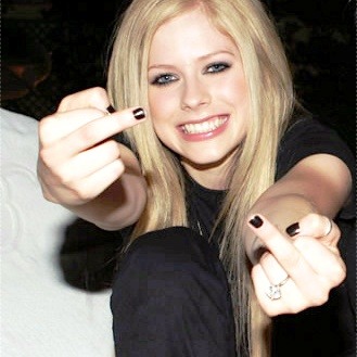 justlivingonce:  favorite celebrities - Avril Lavigne 