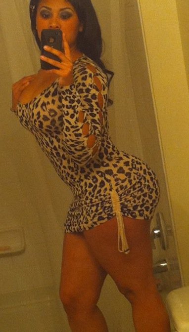 nastythingss:  da-da-da damnn  Fuck Me&hellip;