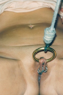 women-with-huge-labia-rings.tumblr.com post