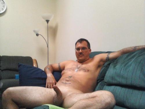 http://senioretgay2.tumblr.com/post/16975890931