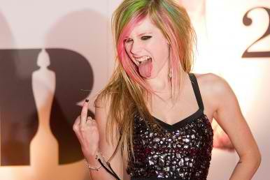continue-aguentando:  What The Hell :3.