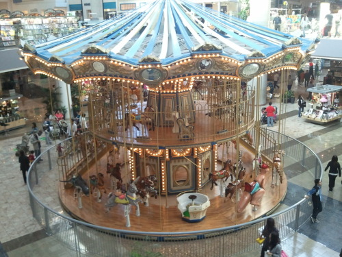 Carousel, Santa Anita Shopping Centre, Arcadia, California