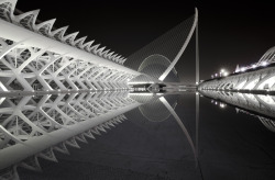 Creatio-Ex-Materia:  Ciudad Las Ciencias, Valencia, Espana 